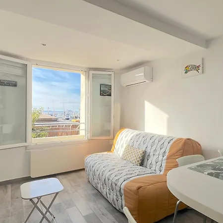 Apartment Neuf - Vue Port - Parking - Clim - A Pied De